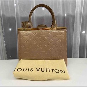 Authentic Pre-owned Louis Vuitton Deese Handbag Monogram Vernis PM
